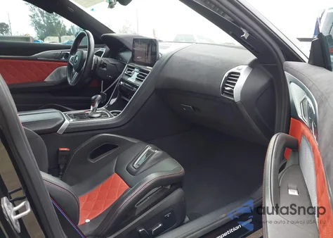 2025 BMW M8 Gran Coupe Competition z USA, uszkodzony, nr VIN WBSGV0C05SCT69698